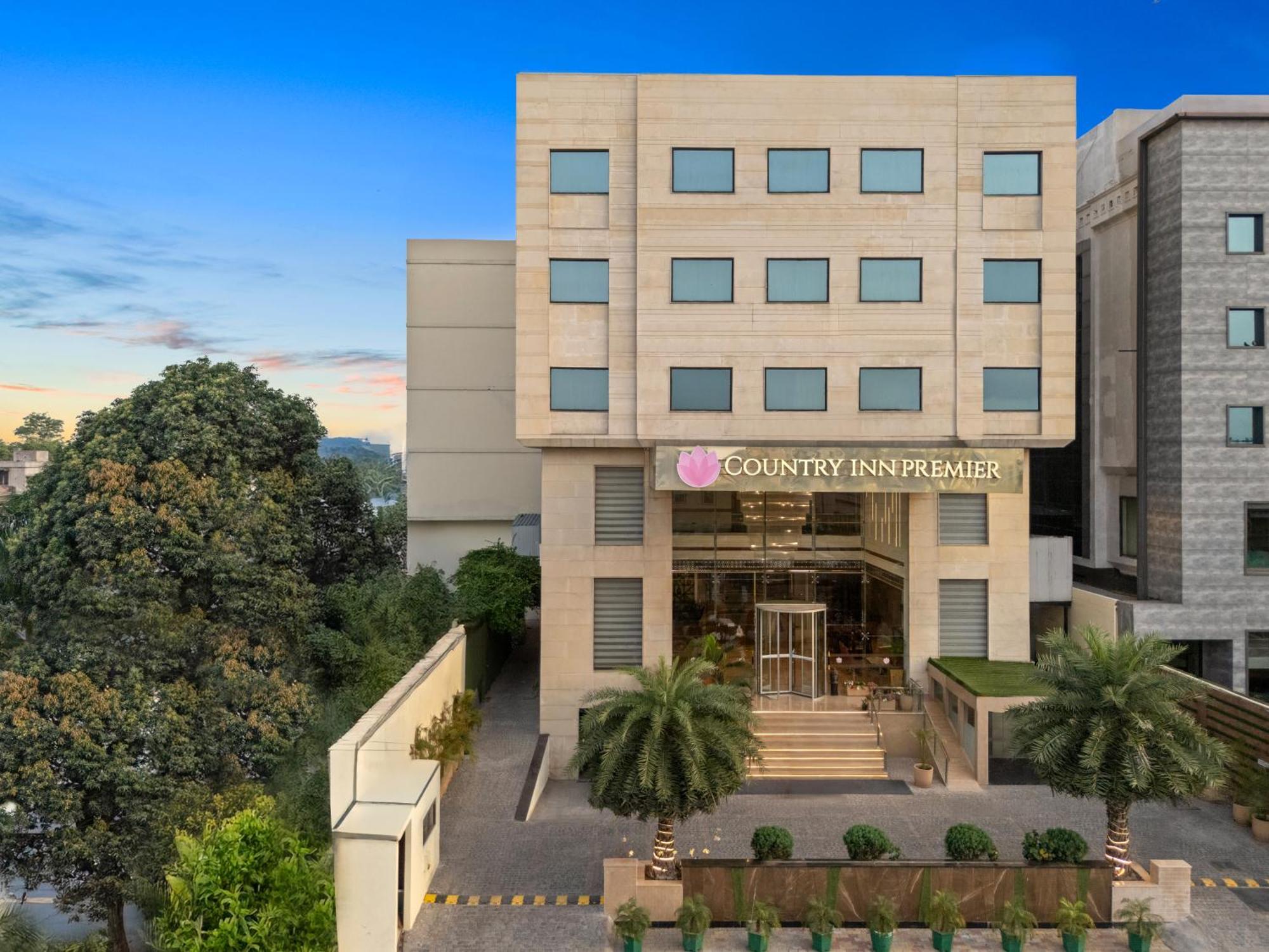 Country Inn Premier Amritsar, 10 Min From Golden Temple Exterior foto